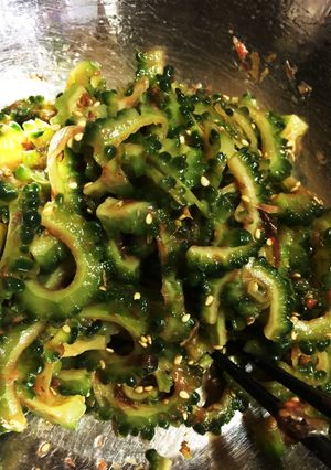 簡単!ゴーヤの青じそドレッシング梅肉和え-レシピのメイン写真