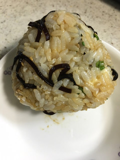 こんぶチーズおにぎり-レシピのメイン写真