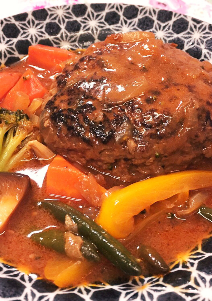 玉ねぎ炒めずウマウマ煮込みハンバーグ-レシピのメイン写真