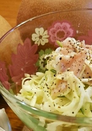 梨とプレーンヨーグルトのコールスロー-レシピのメイン写真