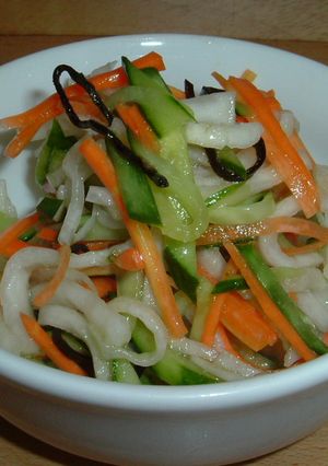 細切り野菜の塩もみサラダ-レシピのメイン写真