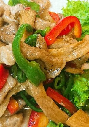 ☆豚肉とパプリカピーマンオイスター炒め-レシピのメイン写真