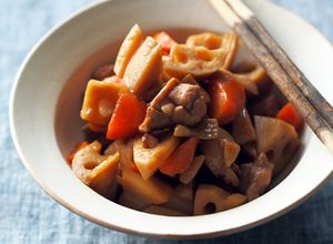 お弁当や常備菜に★レンコンと鶏肉の煮物-レシピのメイン写真