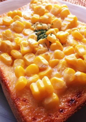 トーストでコーンマヨパン-レシピのメイン写真
