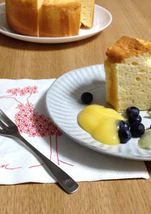 ベイクドチーズケーキ風味のシフォンケーキ-レシピのメイン写真
