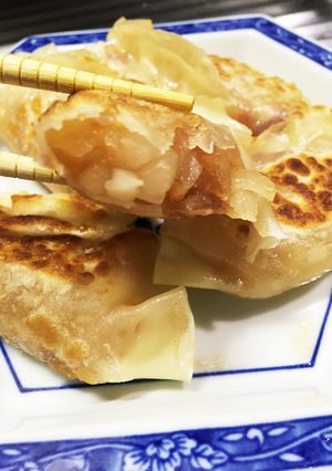 簡単!フライパンで餃子の皮アップルパイ!-レシピのメイン写真