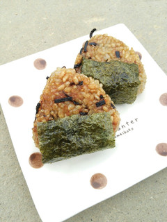 みんなよろ昆布 ごま風味焼おにぎり-レシピのメイン写真