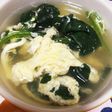 ほうれん草とフワフワたまごのお吸い物