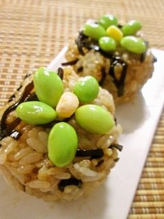 昆布の佃煮で♡オイルおにぎり-レシピのメイン写真