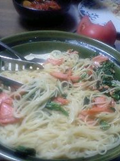 ホウレン草とサーモンのクリームパスタ-レシピのメイン写真