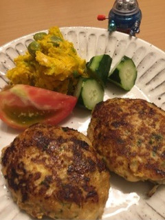 鶏ひき肉 ゴボウと大葉の味噌バーグ-レシピのメイン写真