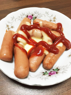 小腹がすいたときに!ウインナー&チーズ-レシピのメイン写真