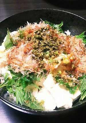 豆腐と和ハーブの醤油漬け丼-レシピのメイン写真