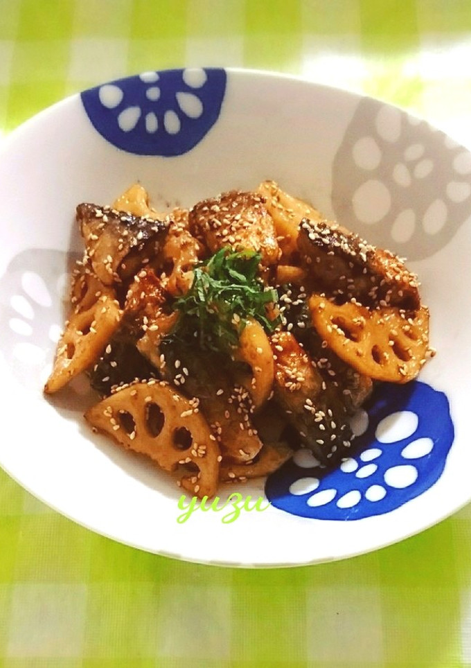 今日の夕食に♪サバと蓮根の照り焼き風炒め-レシピのメイン写真