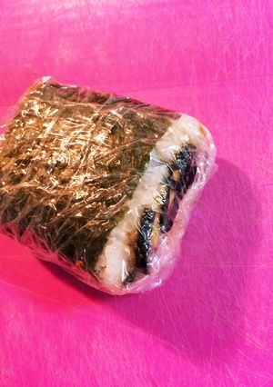 チーズ入りよろこんぶおにぎらず♬-レシピのメイン写真
