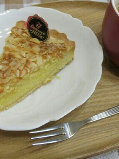 全卵使いのアーモンドケーキタルト-レシピのメイン写真