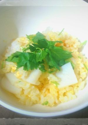 簡単☆みつばの炒飯・茶碗蒸し風味♪-レシピのメイン写真