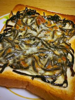 和風なお味の☆ごま昆布チーズトースト-レシピのメイン写真