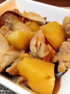 時短簡単♪鶏ももとじゃがいものほっこり煮-レシピのメイン写真