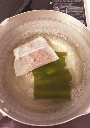 昆布かつお出汁 離乳食にも大人ご飯にも！-レシピのメイン写真