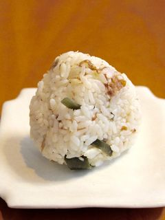 カマスの炊き込みご飯おにぎり-レシピのメイン写真