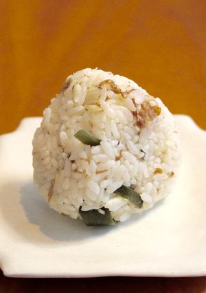 カマスの炊き込みご飯おにぎり-レシピのメイン写真