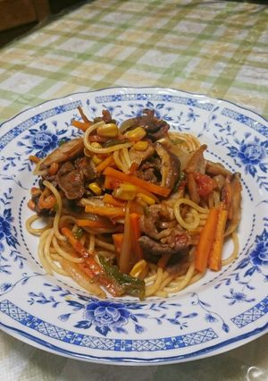 ケチャップとトマトで牛肉ナポリタン♪-レシピのメイン写真