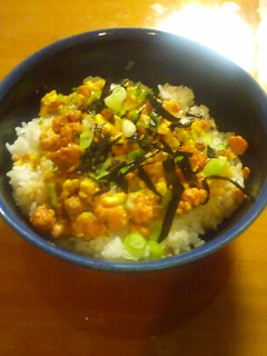 子供も喜ぶ!鮭たま丼-レシピのメイン写真