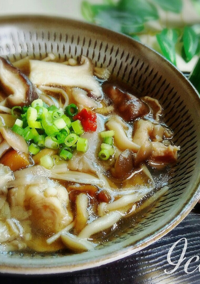 旨み◎ヘルシー♪鶏入り和風きのこスープ-レシピのメイン写真