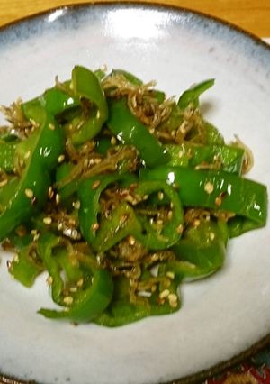 ちりめんとピーマンのごま油炒め-レシピのメイン写真