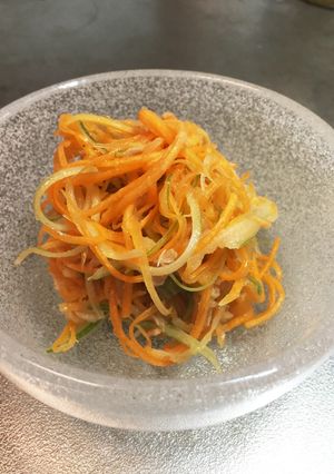 にんじんとセロリのあっさりサラダ-レシピのメイン写真