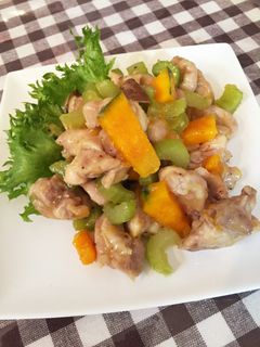 鶏肉とカボチャのナンプラー炒め-レシピのメイン写真