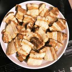 รูปของ 旦那絶賛！簡単！豚バラブロックの紅茶煮♡