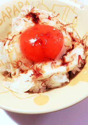 目玉焼き風たまごごはん-レシピのメイン写真