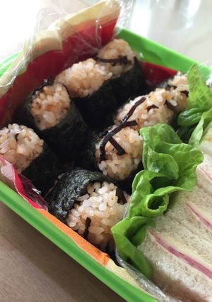 運動会しっかり食べて最後はよろ昆布-レシピのメイン写真