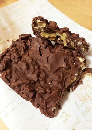 簡単すぎる！クランチチョコ-レシピのメイン写真