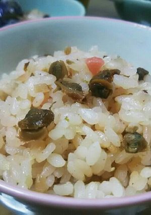 材料3つで簡単しじみと生姜の炊き込みご飯-レシピのメイン写真