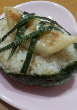 こんぶ餃子おにぎり-レシピのメイン写真