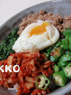 モロねばオクラ★キムチ豚そぼろ丼-レシピのメイン写真