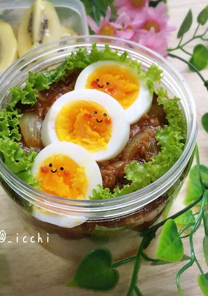 キーマカレー弁当に卵ちゃん-レシピのメイン写真
