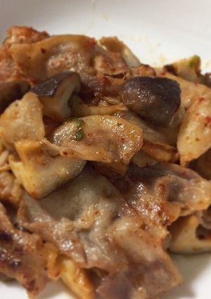 かんたんお惣菜☆豚と椎茸のキムチ炒め-レシピのメイン写真