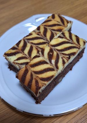 チーズケーキトップブラウニーズ-レシピのメイン写真