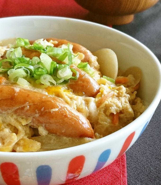 ランチにも！丸ごとウインナーのたまご丼-レシピのメイン写真