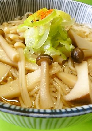 *きのこの温かいそうめん*-レシピのメイン写真