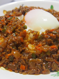 ルーで簡単!野菜がとろけるドライカレー♪-レシピのメイン写真