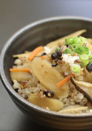 雑穀入り鶏五目炊き込みご飯-レシピのメイン写真