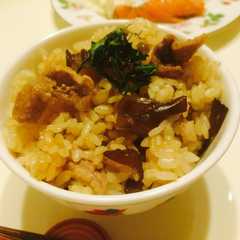 รูปของ きくらげと豚肉の炊き込みご飯