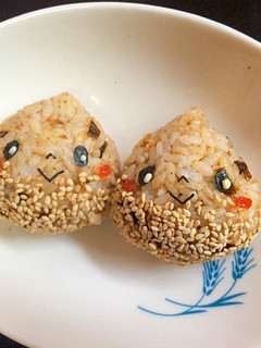 ふじっ子煮おかか昆布で栗くんおにぎり-レシピのメイン写真