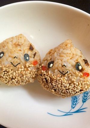 ふじっ子煮おかか昆布で栗くんおにぎり-レシピのメイン写真