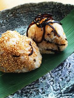 胡麻ゴマごま昆布おにぎり-レシピのメイン写真
